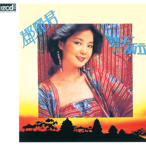 亚洲尿pisssex撒尿
